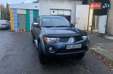 Mitsubishi L 200 2007