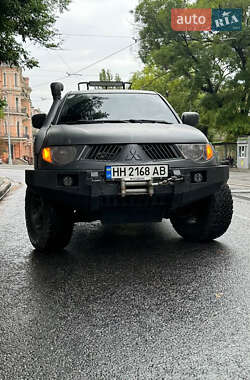Mitsubishi L 200  2008