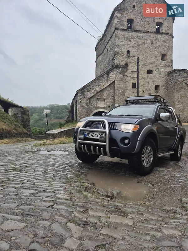 Mitsubishi L 200 2008