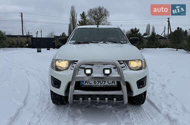 Mitsubishi L 200  2013