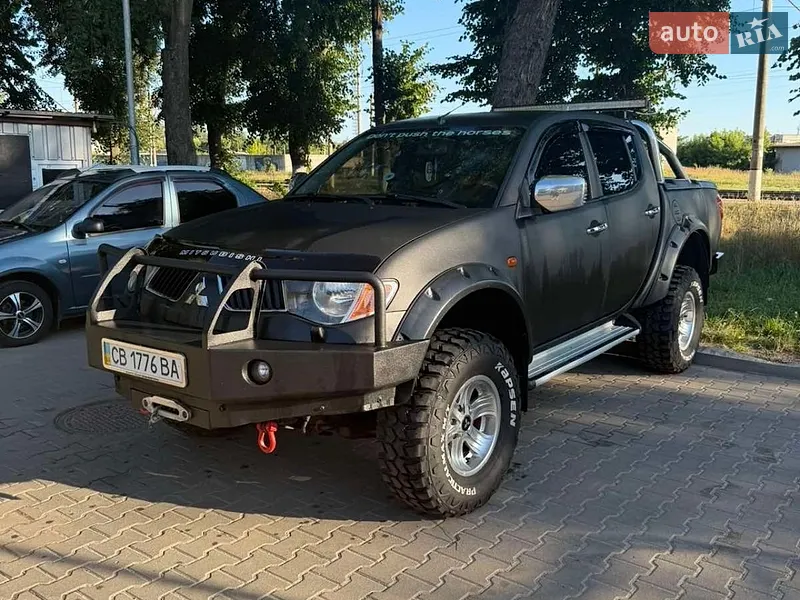 Mitsubishi L 200 2008