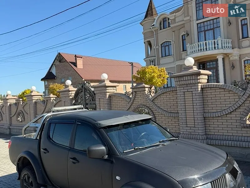 Mitsubishi L 200 2008