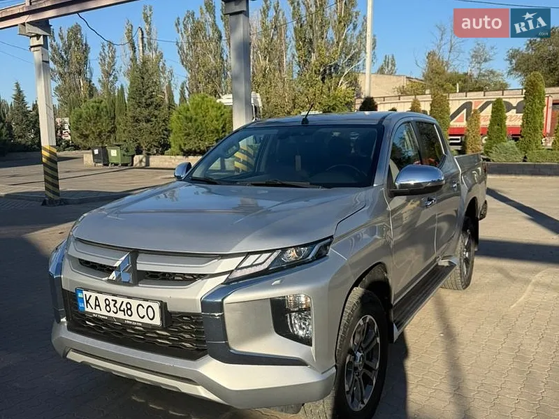 Mitsubishi L 200 2020