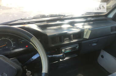 Mitsubishi L 300 1996