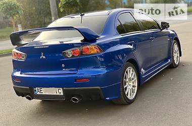 Mitsubishi Lancer Evolution  2015