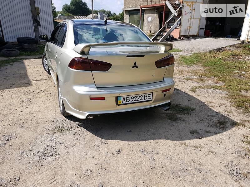 Mitsubishi Lancer 2008 года