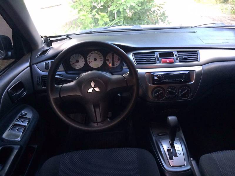 Mitsubishi Lancer 2008 года