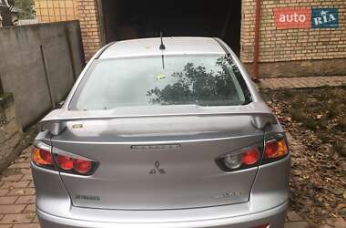 Mitsubishi Lancer  2010