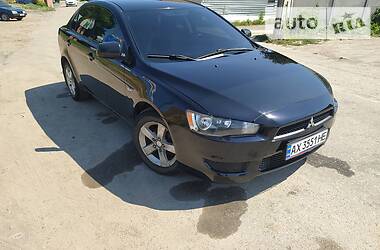 Mitsubishi Lancer  2011