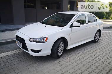 Mitsubishi Lancer  2011