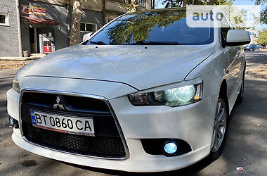 Mitsubishi Lancer  2013