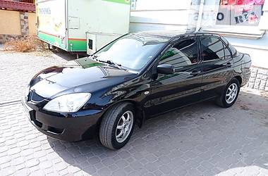 Mitsubishi Lancer  2004