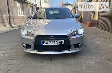 Mitsubishi Lancer  2010