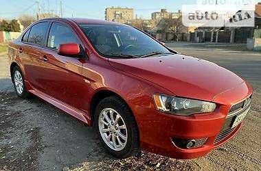 Mitsubishi Lancer  2011