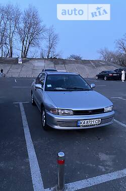 Mitsubishi Lancer  1992