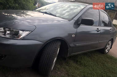 Mitsubishi Lancer  2005