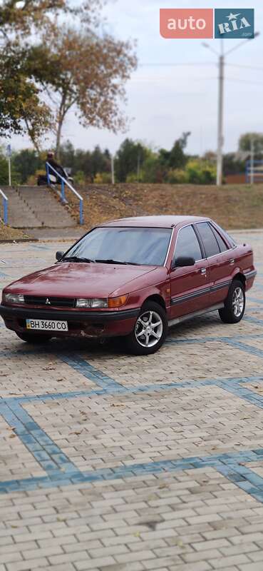 Легковые Mitsubishi Lancer