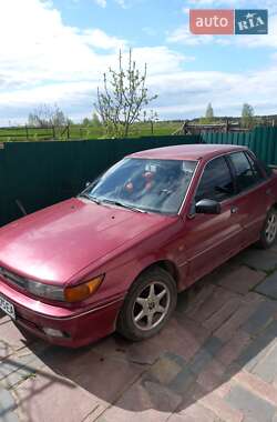 Mitsubishi Lancer  1993
