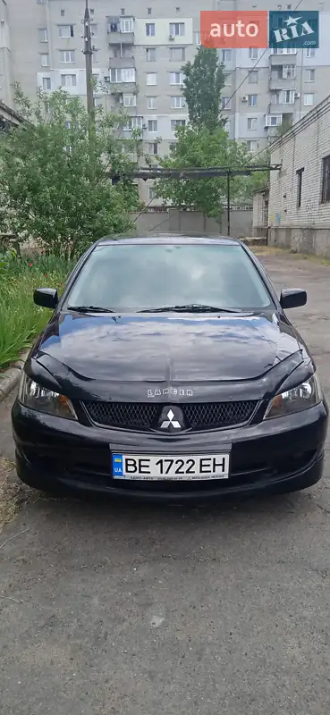 Mitsubishi Lancer
