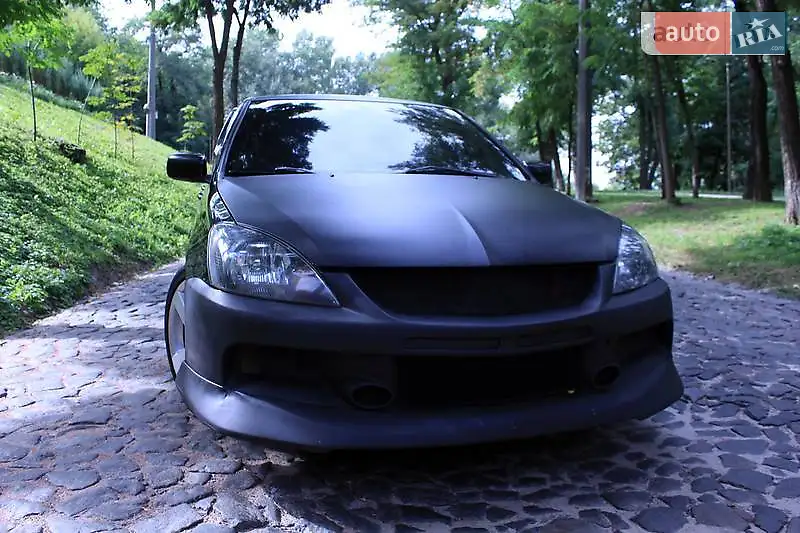 Mitsubishi Lancer
