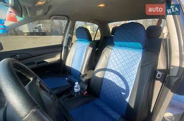 Mitsubishi Lancer  2004