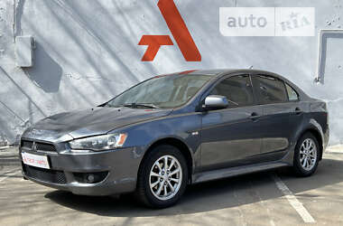 Mitsubishi Lancer  2011