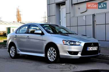 Mitsubishi Lancer  2011