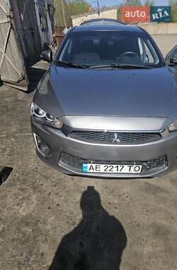 Mitsubishi Lancer  2016