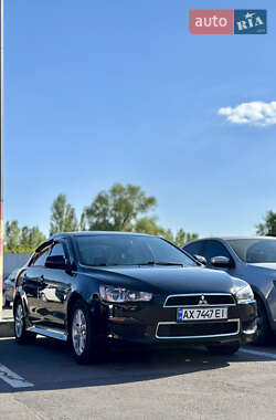 Mitsubishi Lancer  2012