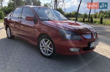 Mitsubishi Lancer  2005
