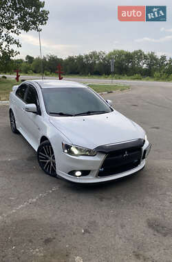 Mitsubishi Lancer  2016