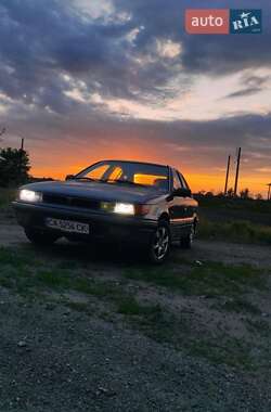 Mitsubishi Lancer  1991