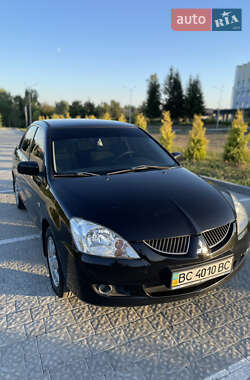 Mitsubishi Lancer  2004