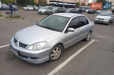 Mitsubishi Lancer  2004