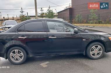 Mitsubishi Lancer  2010