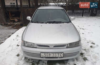 Mitsubishi Lancer  1995