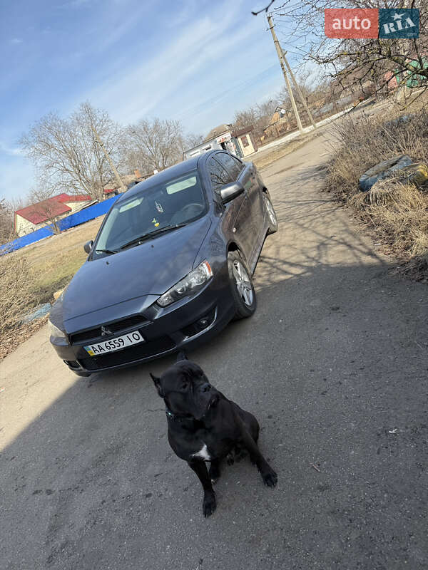 Mitsubishi Lancer