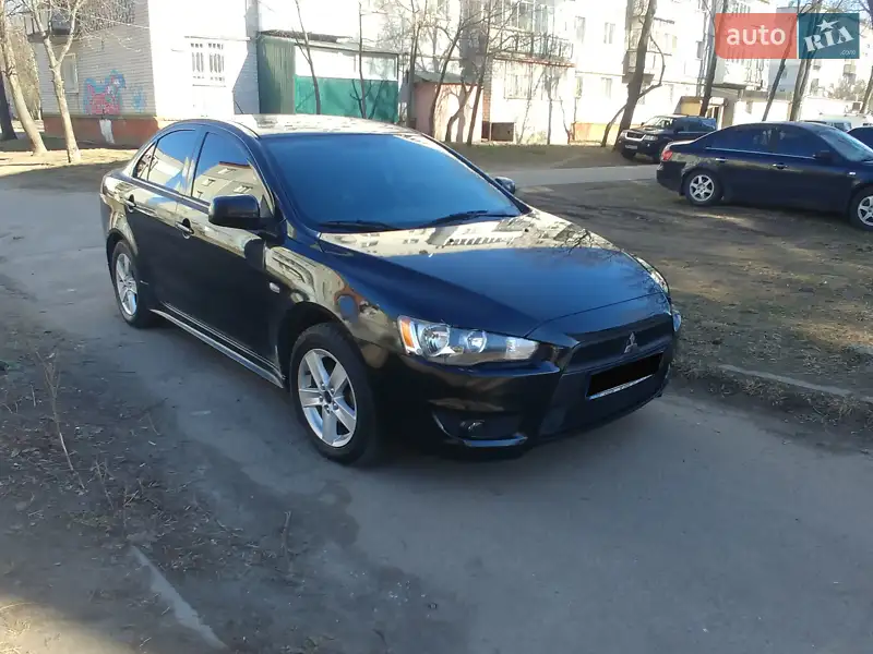 Mitsubishi Lancer