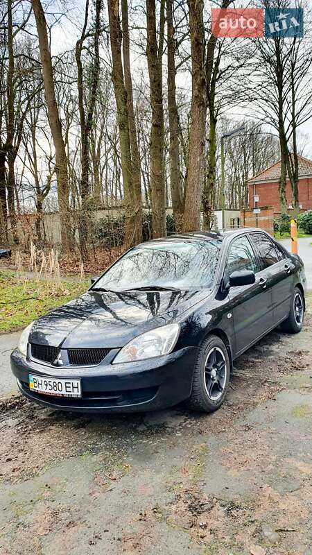 Mitsubishi Lancer