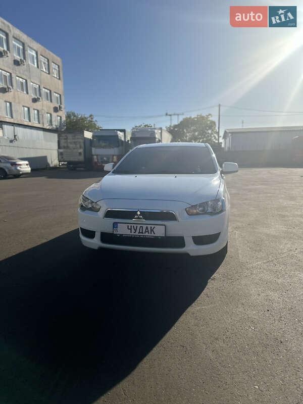 Mitsubishi Lancer