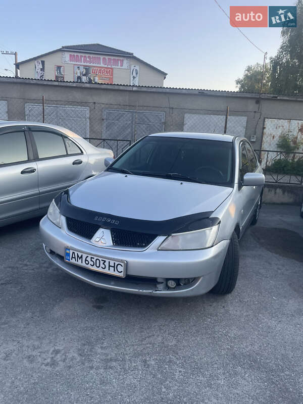 Mitsubishi Lancer