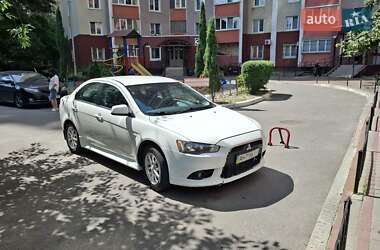 Mitsubishi Lancer  2013