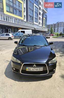Mitsubishi Lancer  2012