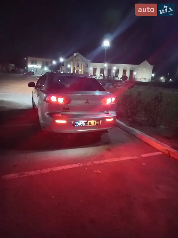 Mitsubishi Lancer