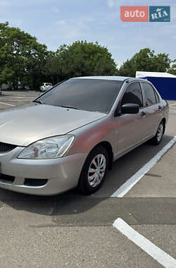 Mitsubishi Lancer  2005
