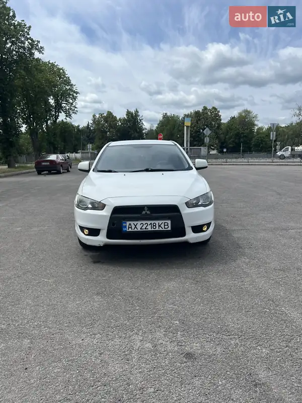Mitsubishi Lancer 2011