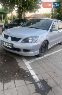 Mitsubishi Lancer  2005