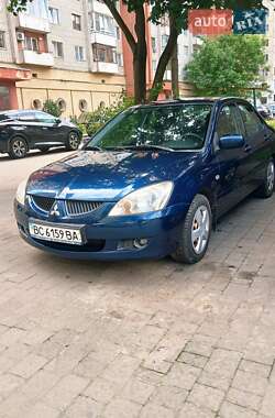 Mitsubishi Lancer  2004