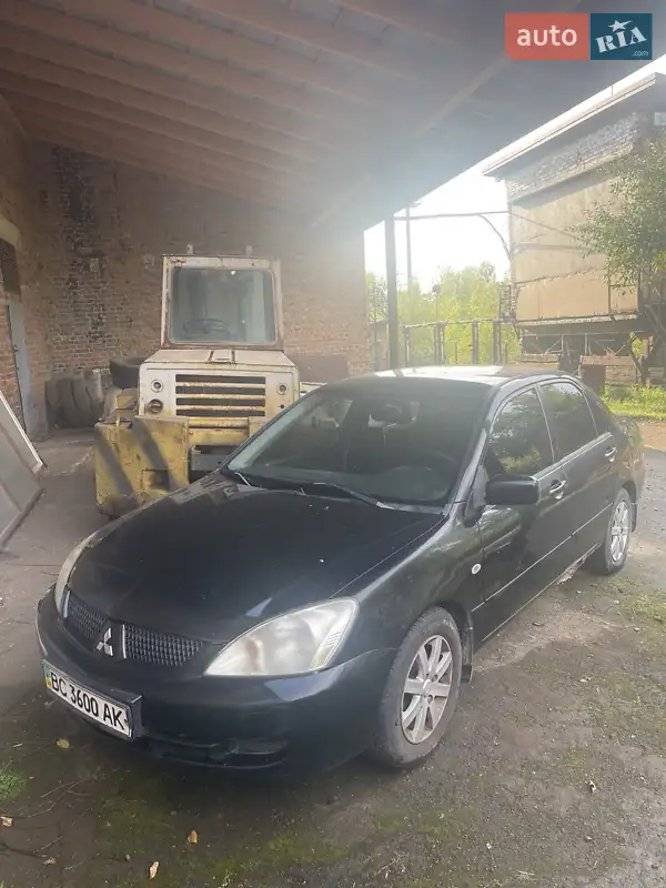Mitsubishi Lancer