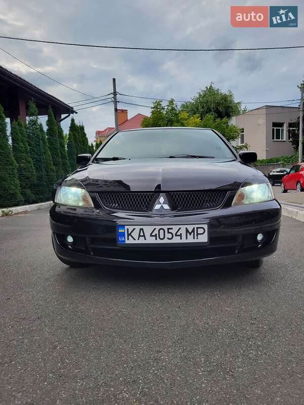 Mitsubishi Lancer